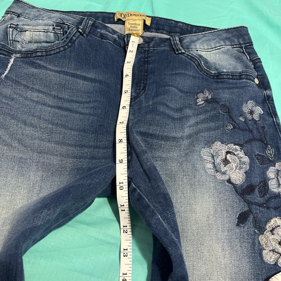 Democracy Blue Floral Straight Leg Jeans - Picture 6 of 9
